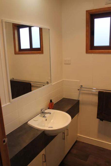 OMARU FARM STAY - Accommodation Newcastle 2