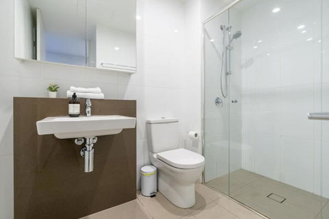 Parliamentary Triangle 1BR Apartment - Accommodation Newcastle 3