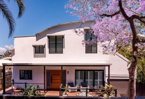 PACIFIC Stunning Coastal Home The Perfect Family Getaway - Accommodation Newcastle 0