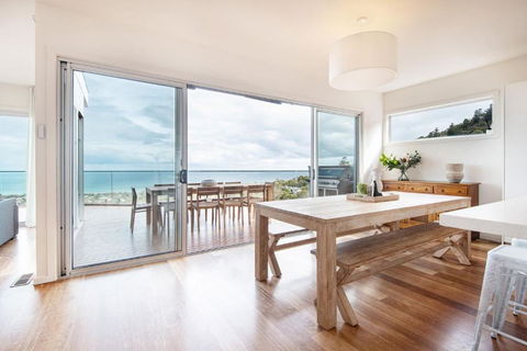 Panoramic Retreat McCrae - Accommodation Newcastle 1