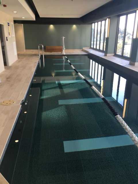 Panoramic Views In Luxurious Brand New Apartment - Accommodation Newcastle 2
