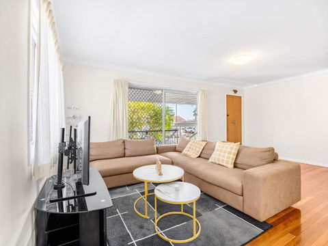 Peaceful 3BR Comfy Unit Sunnybank Near Everything - Accommodation Newcastle 1