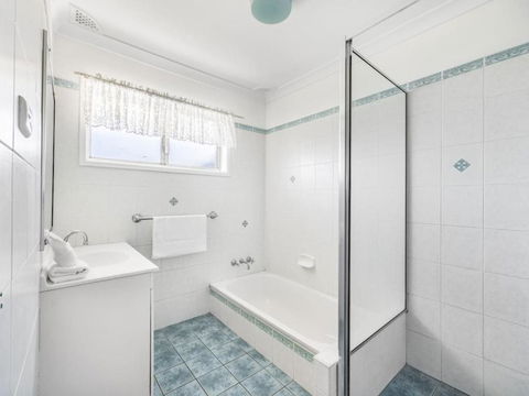 Peaceful 3BR Comfy Unit Sunnybank Near Everything - Accommodation Newcastle 3