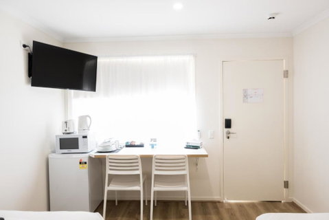 Petrie Mill Motel - Accommodation Newcastle 3