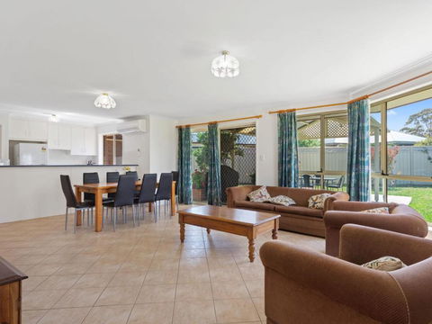 Pets At The Beach 8 Marto Court - Accommodation Newcastle 2