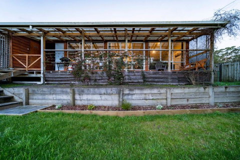 Platypus Waters B&B - Accommodation Newcastle 2