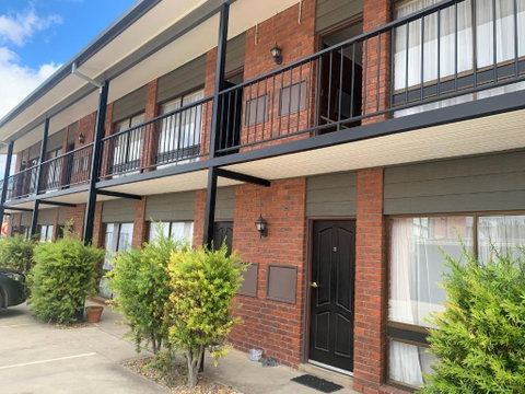 Ploughmans Motor Inn - Accommodation Newcastle 3