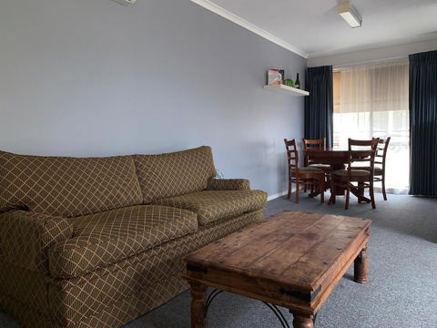 Portarlington Holiday Apartment - Accommodation Newcastle 3