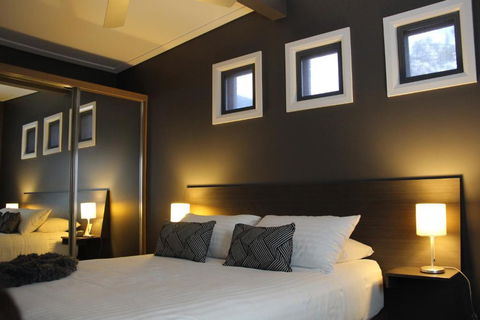 Portman House - Accommodation Newcastle 2