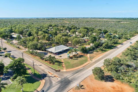 RAC Cable Beach Holiday Park - Accommodation Newcastle 3