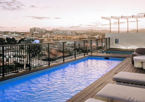 Rambla At Perry House - Accommodation Newcastle 0