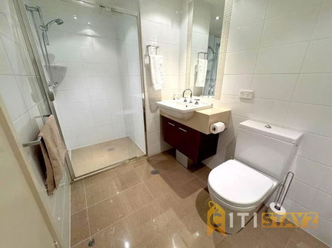 Pretty Penthouse - Close To ANU - Accommodation Newcastle 2