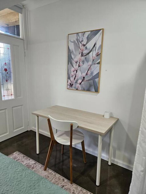 Prime Location: Just Steps Away From Oxford Street - Accommodation Newcastle 3