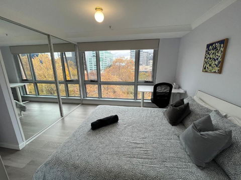 Private Room With Ensuite In The CBD - Accommodation Newcastle 2