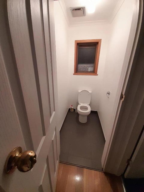 Quiet Room With Off Street Parking In Hobart - Accommodation Newcastle 1