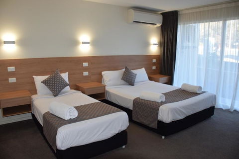 Rainbow Motel Queanbeyan - Accommodation Newcastle 0