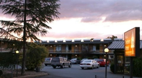 Red Cedars Motel - Accommodation Newcastle 3