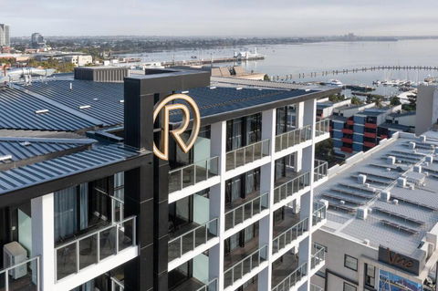 R Hotel Geelong - Accommodation Newcastle 1