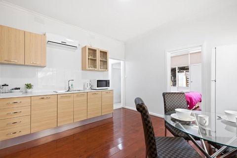 Private Historic Hotel - Exclusive Use For Events, Group Stays - Accommodation Newcastle 2