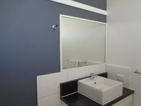 Aspley Sunset Motel - Accommodation Newcastle 3