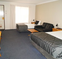 Asters On James Motor Inn - Accommodation Newcastle