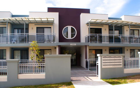 Astina Serviced Apartments - Central - Accommodation Newcastle 1