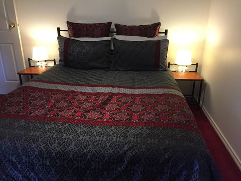 Auburn Hideaway Clare Valley - Accommodation Newcastle 3