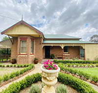 Avoca House - Circa 1900 Gorgeous Federation Home - Accommodation Newcastle