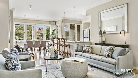Awaba Aquatic - Footsteps To Balmoral Beach - Accommodation Newcastle 0