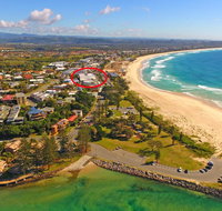 Azura Ocean View Holiday Apartment - Accommodation Newcastle