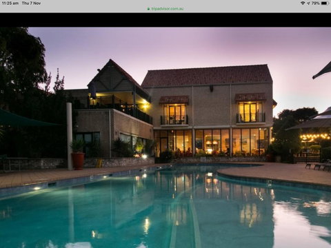 Azure@Ramada - Accommodation Newcastle 0