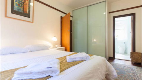 B4 Apartment Close To City, UWA, Nedlands & Swan River - Accommodation Newcastle 2