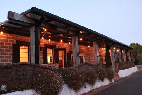 Bakehouse '38 Restaurant & Guesthouse - Accommodation Newcastle 0