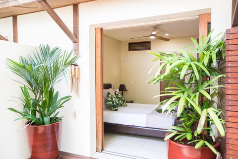 Bali Beach Villa - Port Douglas - Accommodation Newcastle 0