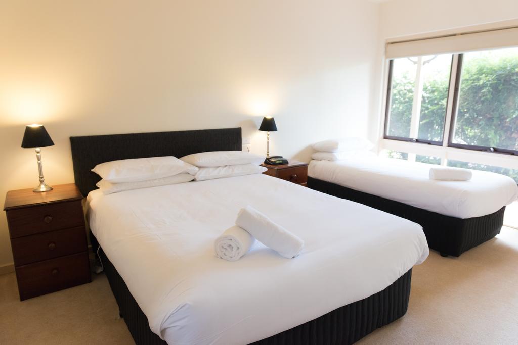 Mollongghip VIC Accommodation Newcastle