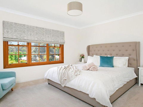 Ballogie Lodge - A Quality, Timeless Retreat - Accommodation Newcastle 3