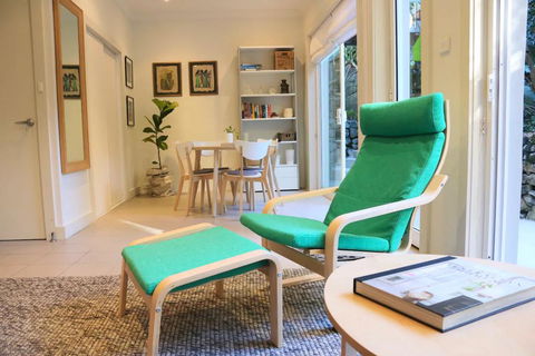 Balmoral Retreat A Garden Haven, 2 Min To Beach - Accommodation Newcastle 1