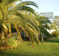 Banjos Overnight And Holiday Units - Accommodation Newcastle