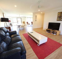 Barefoot Bungalow at Hat Head - Accommodation Newcastle