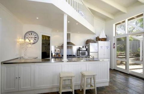 Barnett Place 6 - Accommodation Newcastle 1