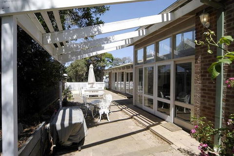Barnett Place 6 - Accommodation Newcastle 2