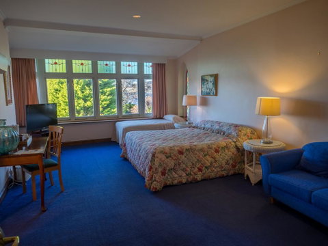 Battery Point Manor - Accommodation Newcastle 2