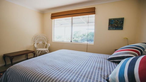 Bay Beach House - Accommodation Newcastle 3