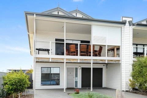 Bayside - Accommodation Newcastle 1