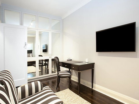 BAYSIDE RETREAT-hosted By:L'Abode Accommodation - Accommodation Newcastle 1