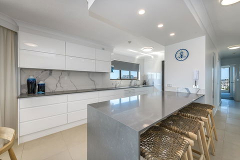 Bayview Apartments Rainbow Bay - Accommodation Newcastle 2