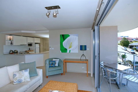 Bayview Apartments, Unit 7/42 Stockton Street - Accommodation Newcastle 3