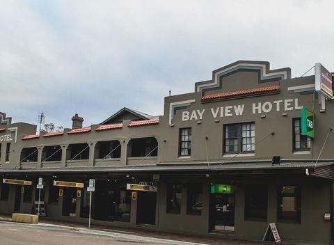Bayview Hotel - Batemans Bay - Accommodation Newcastle 0