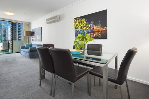 Bayviews - StayCentral - Accommodation Newcastle 3