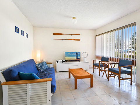 Beach Break - Accommodation Newcastle 0